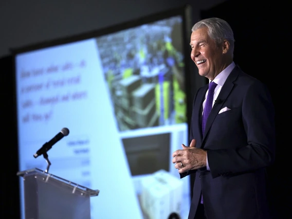 Photo of Terry Lundgren