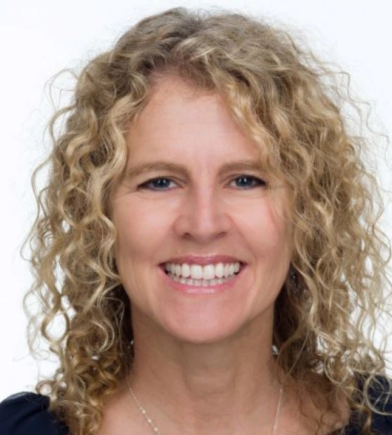 Jeannette Mare Headshot